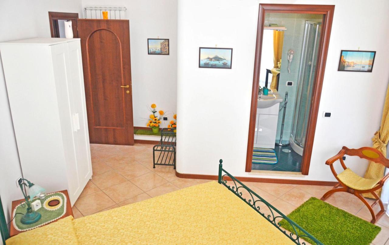 Bed & Breakfast A Castel Capuano Наполи Екстериор снимка